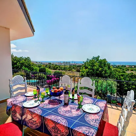 Ferran By Hello Homes Σίτζες