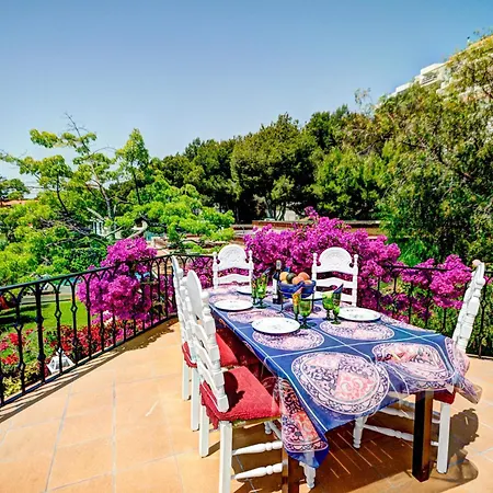 Ferran By Hello Homes Βίλα